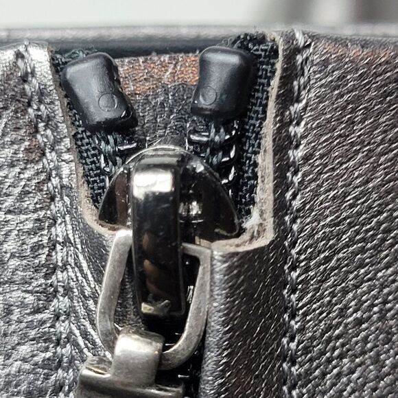 Yves Saint Laurent YSL Womens Size 8.5 Boots Gunmetal Gray Lou Zipper Bootie - Picture 8 of 12